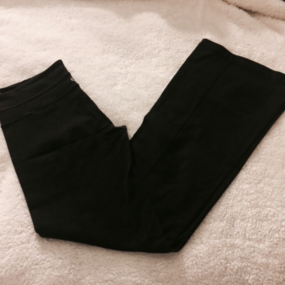 Lululemon Black Pants in size 6